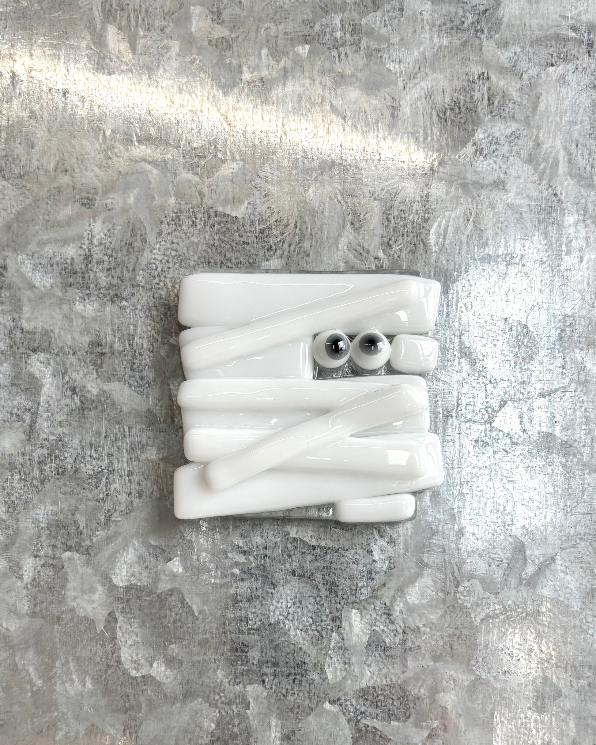 Mummy Magnet-1