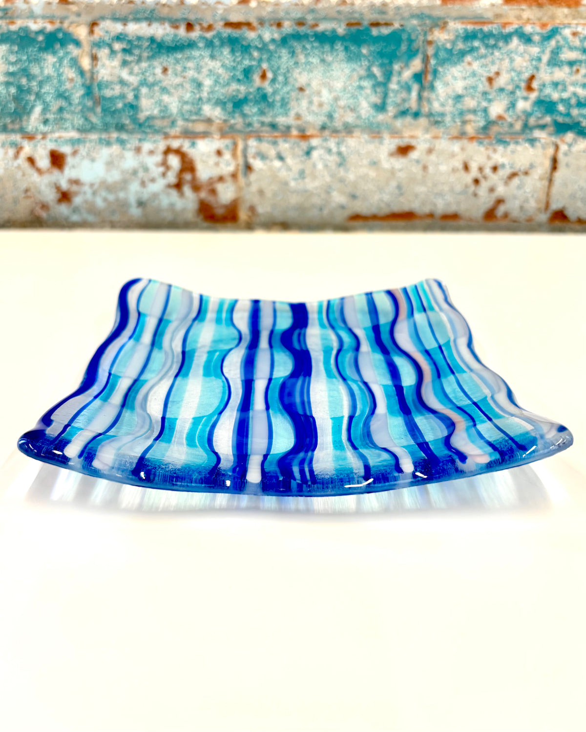 Striped Illusion Dish - Cool Tones-2
