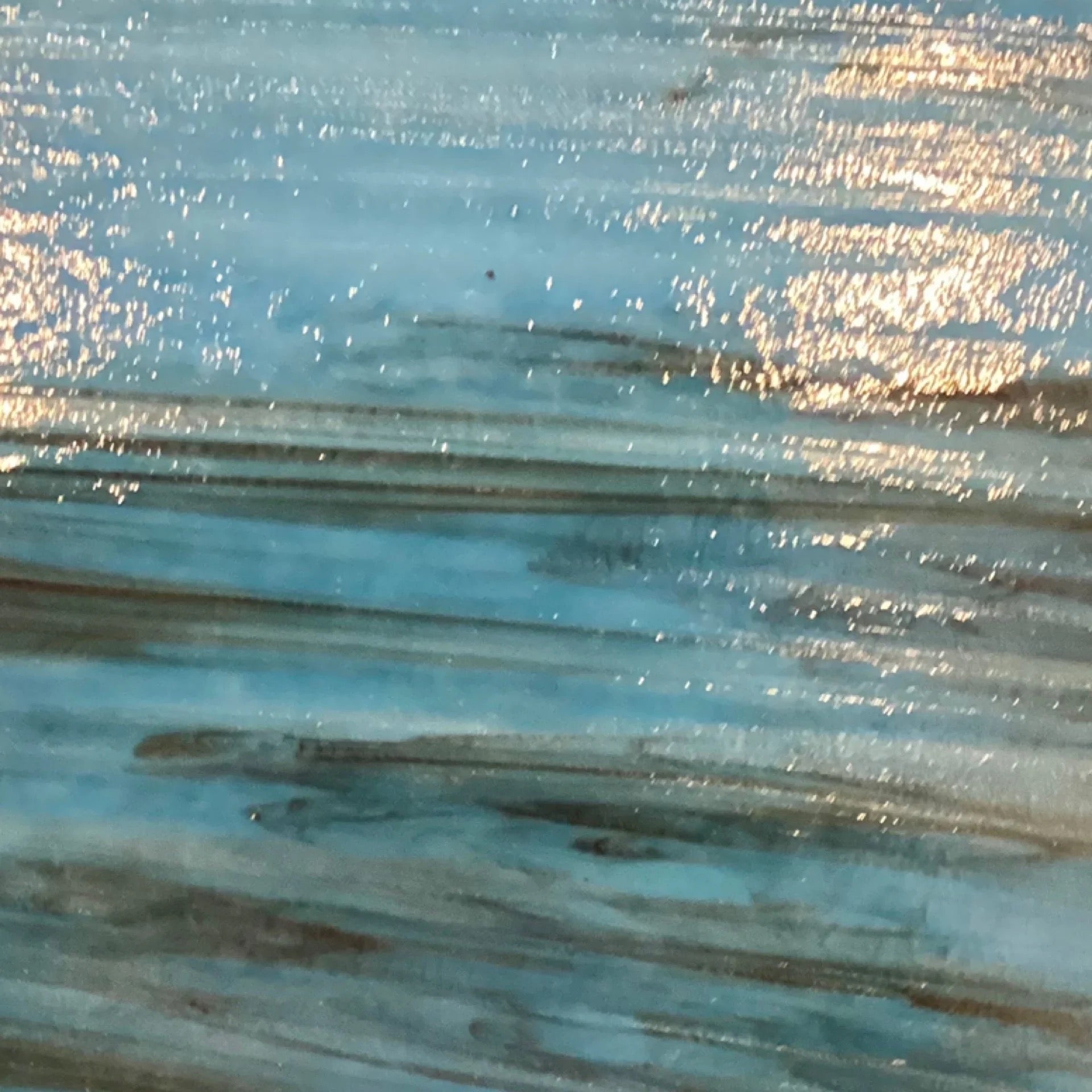PW 96-38 Prisma Glass - Oyster Pearl with Reactive Blue Fusible